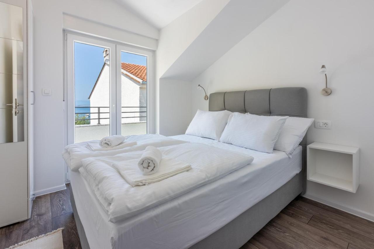 Luxury Apartments Lovorka 3 & 4***/**** 塞尔瑟 外观 照片